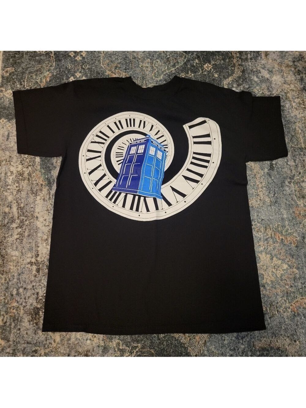 Ripple Junction Black Tee with Blue and White Graphic Size M